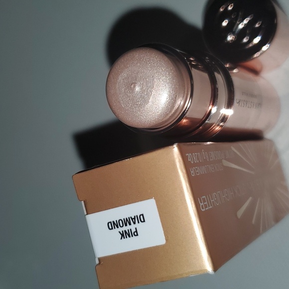 NIB Anastasia Beverly Hills ABH Stick Highlighter in Pink Diamond - Picture 2 of 13